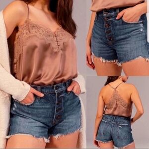 Abercrombie & Fitch High Rise Mom Shorts NWT size 32